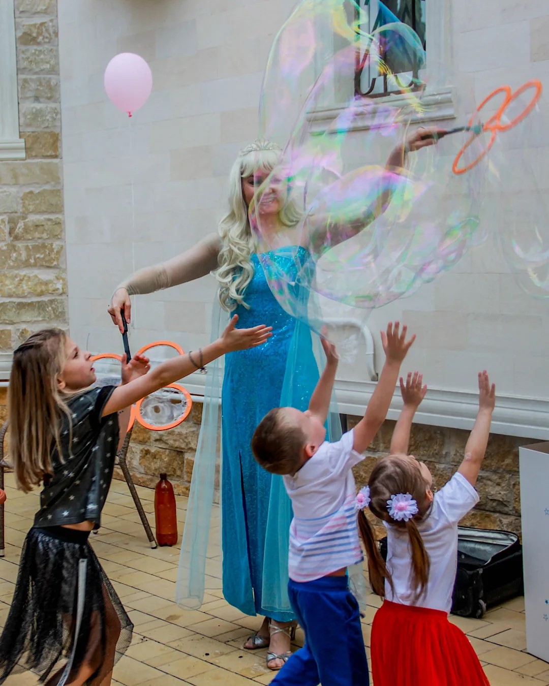 Шоу мыльных пузырей